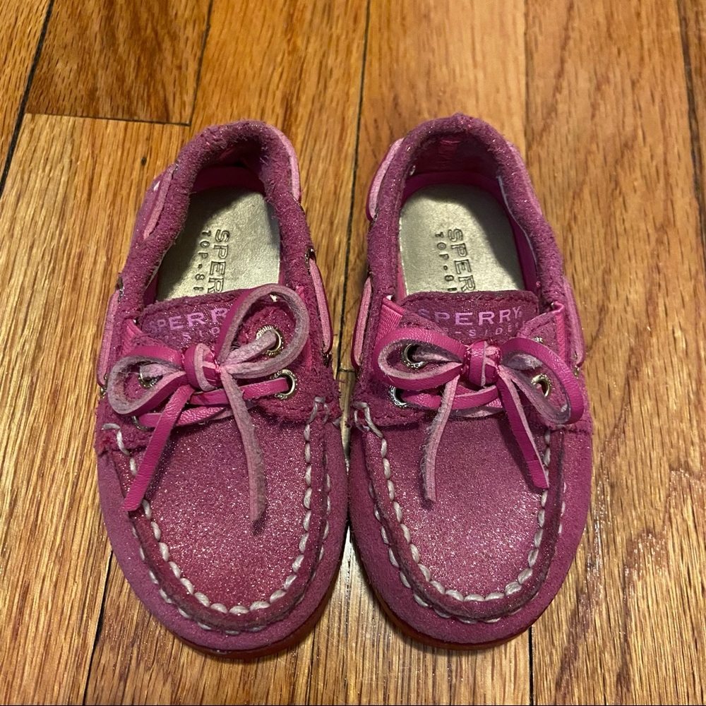 Sperry Top Sider Pink Glitter Moccasin Loafer Style Flats in Size 5 Toddlers